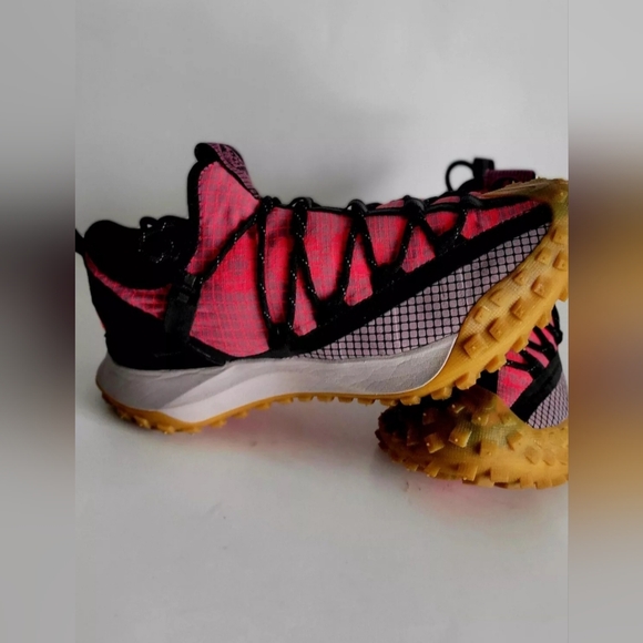 Nike ACG Mountain Fly Low Crimson Gum Black DC9045-500 Women's Size 8.5 - Picture 7 of 16